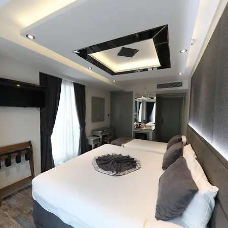 Parmada Hotel 3*