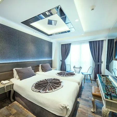 Parmada Hotel 3*