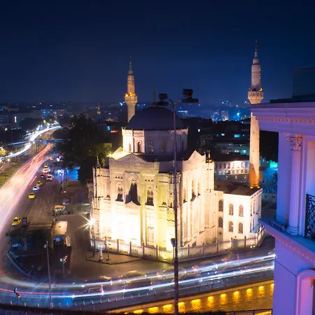 Parmada Istanbul